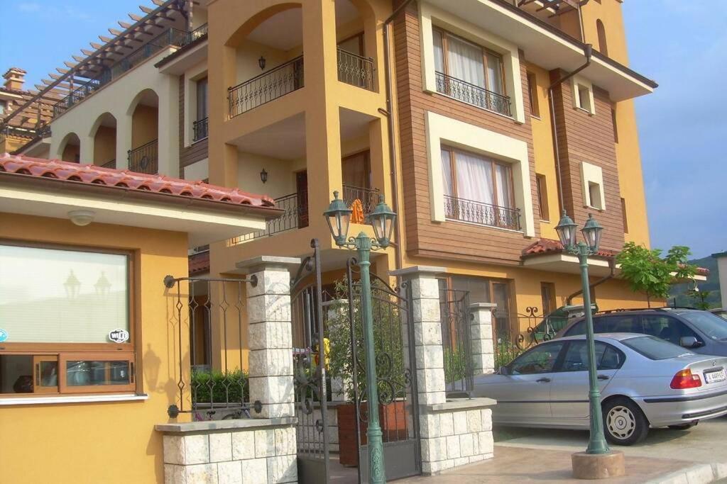 Стyдия В Комплексе Marinavill Sveti-Vlas Sveti Vlas Luaran gambar